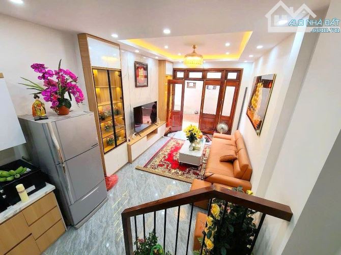 CỰC PHẨM ĐẶNG VŨ HỶ LB, DT76M2, MT5M,MẶT NGÕ Ô TÔ TRÁNH, VIEW HỒ ĐH, KINH DOANH, GIÁ 17.XT - 1