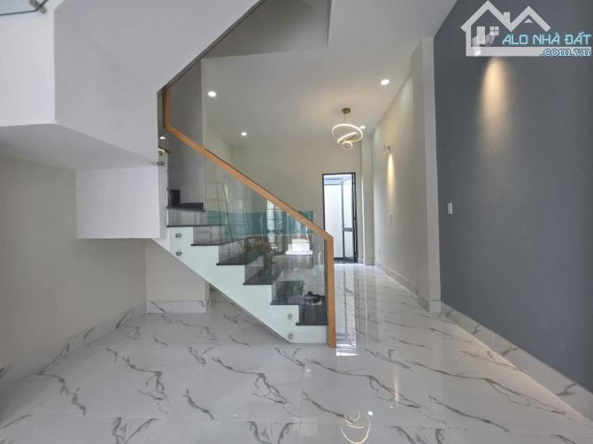 Bán Nhà Khu Phân Lô Tỉnh Lô 43 DT 56m2 3 Tầng Hẻm Xe Hơi Đỗ Cửa Nhỉnh 4 Tỷ - 1