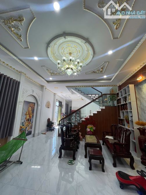 Bán nhà sân vườn 854m2 mặt tiền đường Bông Vang - Mỹ Khánh - 1