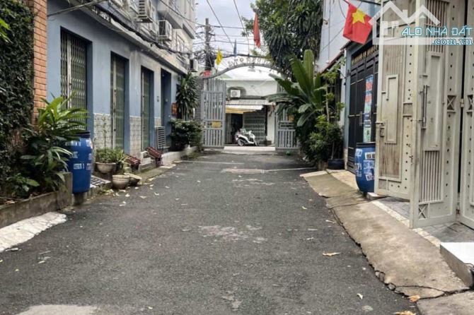 Bán nhà hẻm xe hơi, An Phú Đông 1, Quận 12, 52 m² (4.2m x 13m), 3 tầng - Giá 4.95 tỷ TL - 1