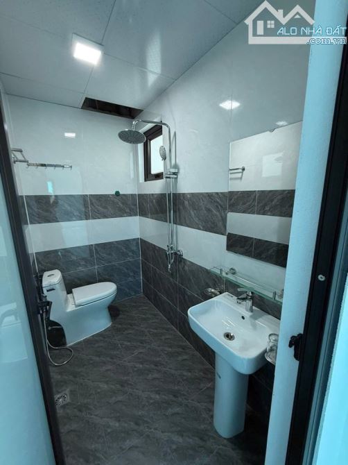 Bán nhà 5 tầng 34m² ô tô đỗ cửa, 1 nhà ra phố tại Quang Lãm, Phú Lãm, Hà Đông.  Diện tích: - 1