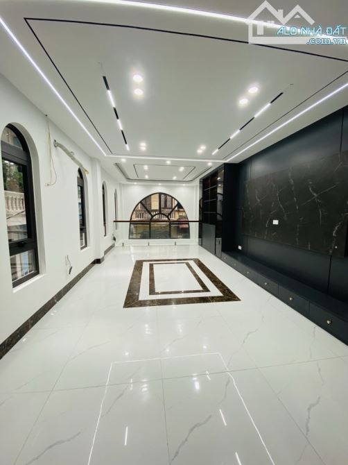 🏡 BIỆT THỰ SÀI ĐỒNG – LÔ GÓC 7 TẦNG THANG MÁY – KINH DOANH ĐỈNH – NỘI THẤT ĐẲNG CẤP - 1