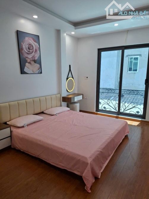 Bán nhà Ngoại Giao Đoàn, 38m x 5 tầng, tặng nội thất, lô góc thoáng sáng, ô tô đỗ cửa - 1