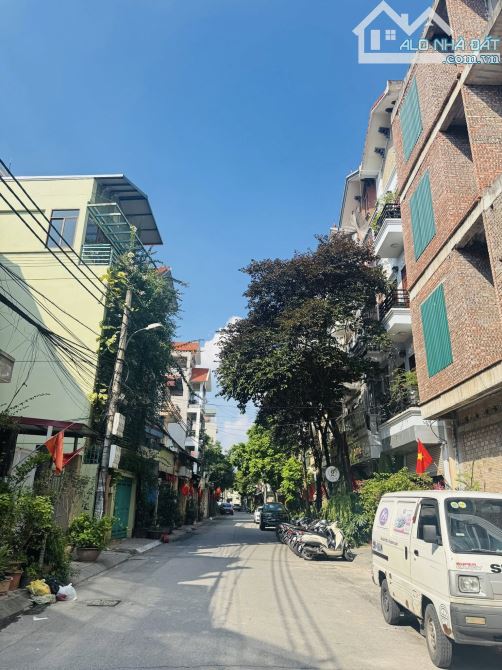Bán Gấp Nhà Đức Giang 85m2, MT 4.5m Vỉa Hè, Ô Tô Tránh, Kinh Doanh, Dòng Tiền - 15.x Tỷ - 1
