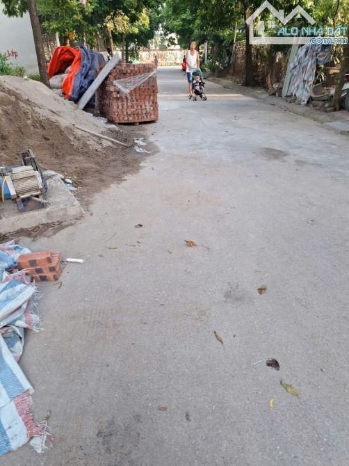 Bán đất dịch vụ Biên Giang 50m giá 3,9 tỷ - 1