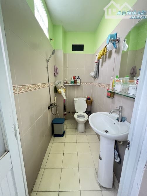 HẺM 4M BÌNH TRỊ ĐÔNG A, BÌNH TÂN - 3 TẦNG BTCT - 4PN, 3WC - 59M2 NGANG 5M - GIÁ 4,7 TỶ. - 1