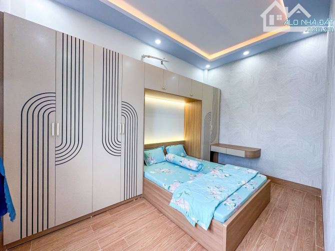 BÁN 2 CĂN NHÀ TRỆT 2 LẦU XÂY MỚI RẤT ĐẸP - LỘ Ô TÔ | GẦN ĐẠI HỌC Y DƯỢC - 1
