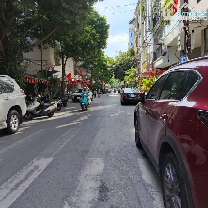 BÁN NHÀ PHÂN LÔ CẦU GIẤY – Ô TÔ VÀO NHÀ – NGÕ THÔNG – KINH DOANH. 60M 5 TẦNG 3x tỷ - 1