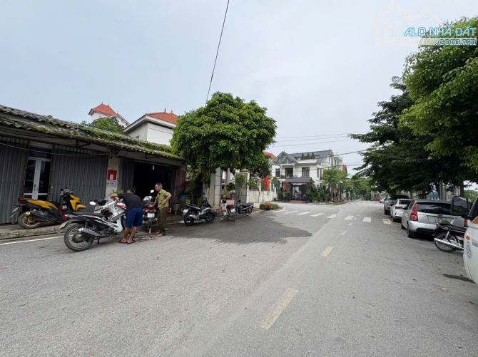 🌺ĐƯỜNG Ô TÔ THÔNG-SẴN NHÀ CAO TẦNG TO ĐẸP-GIÁ NHÚ 4 TỶ-NGAY VIEW HỒ VÀ NHÀ VĂN HÓA - 1