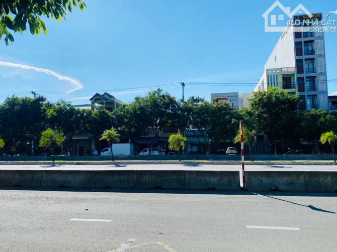 BÁN ĐẤT MẶT TIỀN NGÔ QUYỀN ĐÀ NẴNG – 150m2 GIÁ TỐT - TẶNG NHÀ CẤP 4 - 1