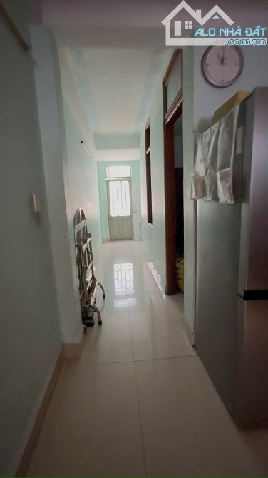 Cần bán gấp căn nhà 3 tầng ở đường Mẹ Thứ , khu vực Hòa xuân, Cẩm Lệ, Đà Nẵng - 1