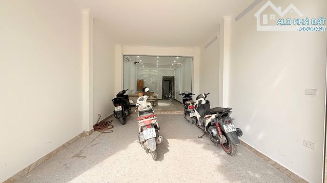 VBÁN NHÀ 5 TẦNG PHÂN LÔ  PHỐ TRUNG KÍNH CẦU GIẤY 90M2  36,6 TỶ - 1