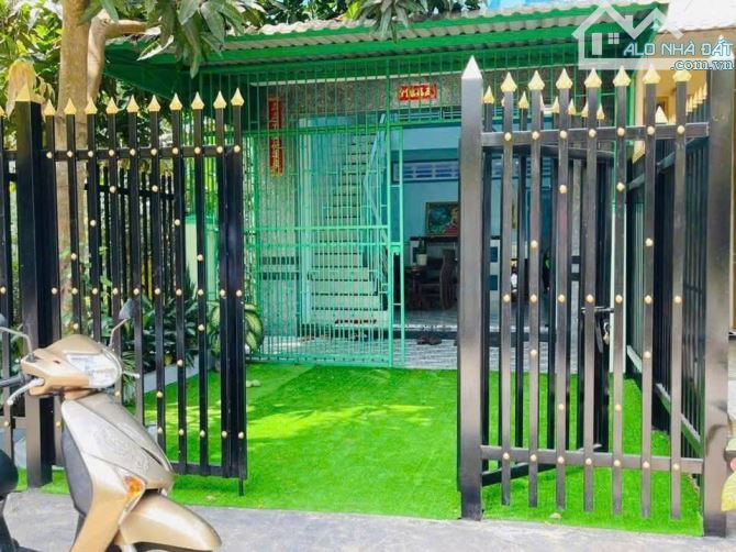 BÁn gấp căn nhà cấp 4 2 Phòng ngủ ngay Tân Hiệp Hóc Môn, 830 triệu, 5x17m, SH - 1
