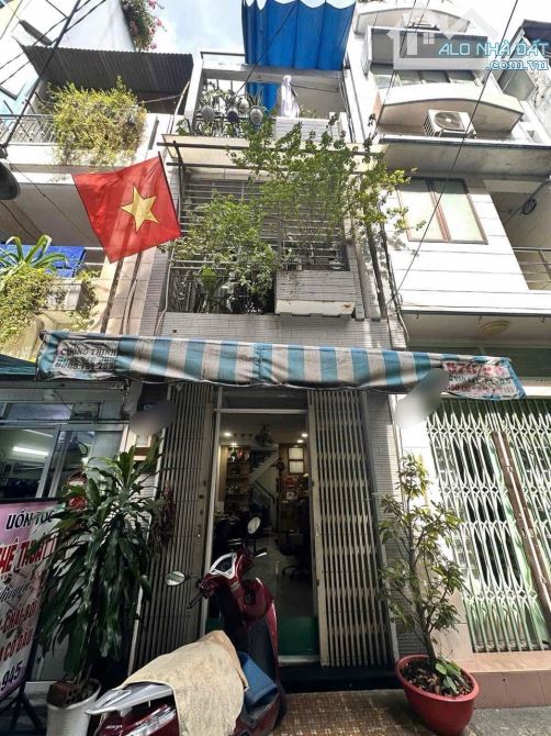 TRẦN BÌNH TRỌNG QUẬN 5, HẺM Ô TÔ 4M CÁCH MT 20M, 3 TẦNG HƠN 5 TỶ