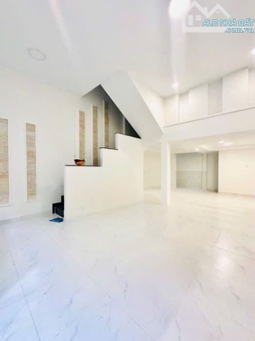 Nhà đẹp Phú Nhuận-Hẻm ô tô-Giáp Q1,Q3-Sát MT Đặng Văn Ngữ-P10-63m2-5,2x12-4tầng-5PN,6WC - 1