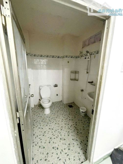 Nhà 3 Lầu (3PN, 3WC), 659/3A Bà Hạt - P.6 - Q.10 - 1