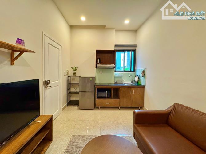 Studio tách bếp – full nội thất ngay trung tâm Quận 1 - 1