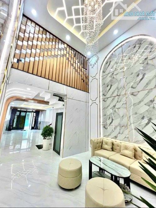 NHÀ ĐẸP BÌNH TRỊ ĐÔNG - 1 TRỤC TÊN LỬA - CẠNH MẶT TIỀN - ĐẾN AEON MALL CHỈ 5 PHÚT - 1