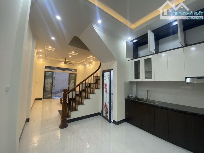 **BÁN NHANH – NHÀ 4,5 TẦNG ĐẸP – BẮC TỪ LIÊM – FULL NỘI THẤT – GẦN GA METRO NHỔN - 1