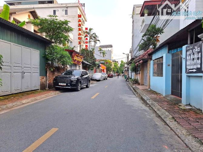 🏡 BÁN ĐẤT TẶNG NHÀ GIANG BIÊN LONG BIÊN,DT62M2, MT 5M, Ô TÔ QUA NHÀ, KINH DOANH,GIÁ 9.XT - 1