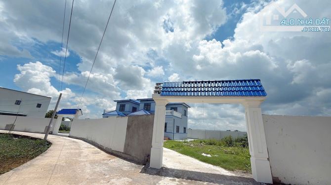 Nhà Biệt Thự Vườn 700m2 Khu Tân Kim 3PN 3WC . Sổ Hồng Riêng Hỗ Trợ Góp Bank - 1