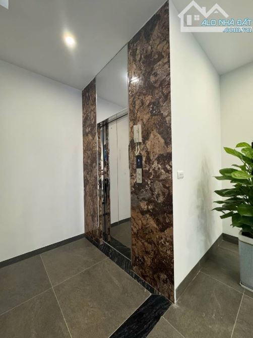SIÊU PHẨM 6T NGỌC THUỴ-LÔ GÓC T MÁY-THÔNG Ô TÔ VÀO NHÀ, 2THOÁNG, 55M. 13 TỶ* - 1