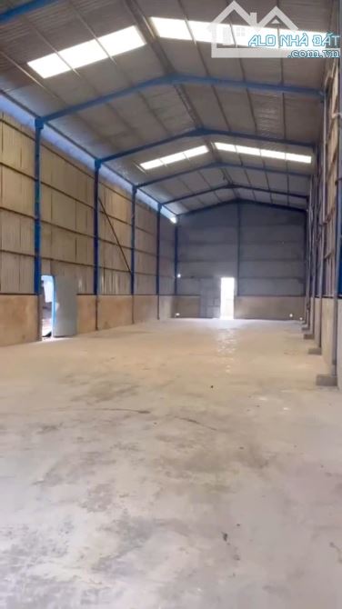 6,4 tỷ 💢 Đức lập Hạ MT tỉnh lộ 9   xưởng  10 x 60 thổ cư 💯 , shr - 1