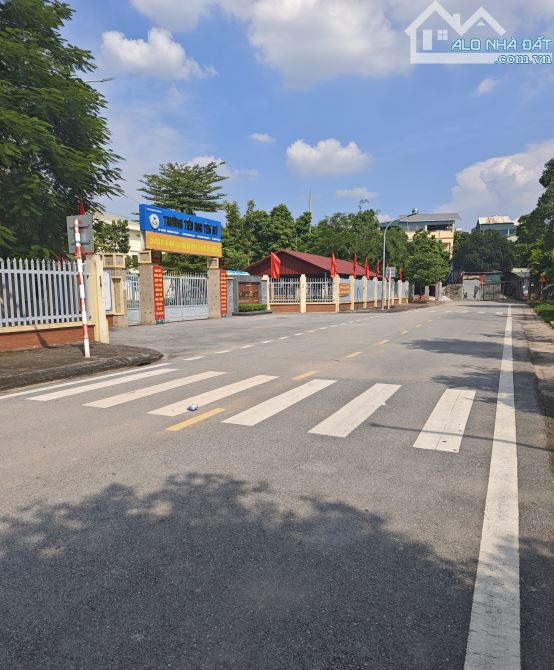 Bán nhà Yên Mỹ, Thanh Trì 95m2 x 3 tầng, đường thông, 7 chõi vào nhà, 7x tỷ - 1