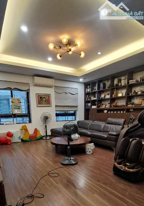 BÁN LIỀN KỀ LACASTA VĂN PHÚ 73M/ 4T, VỈA HÈ RỘNG, 2 MẶT THOÁNG,KINH DOANH CỰC TỐT, NHÀ ĐẸP - 1