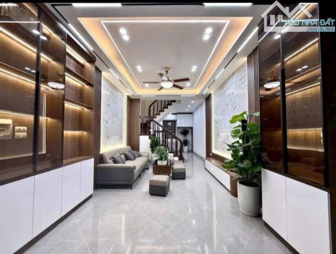 SIÊU RẺ - NHỈNH 6 TỶ - 42M - BÁN NHÀ NGỌC THỤY, LONG BIÊN – Ô TÔ ĐỖ SÁT.NHÀ, GẦN TRƯỜNG - 1