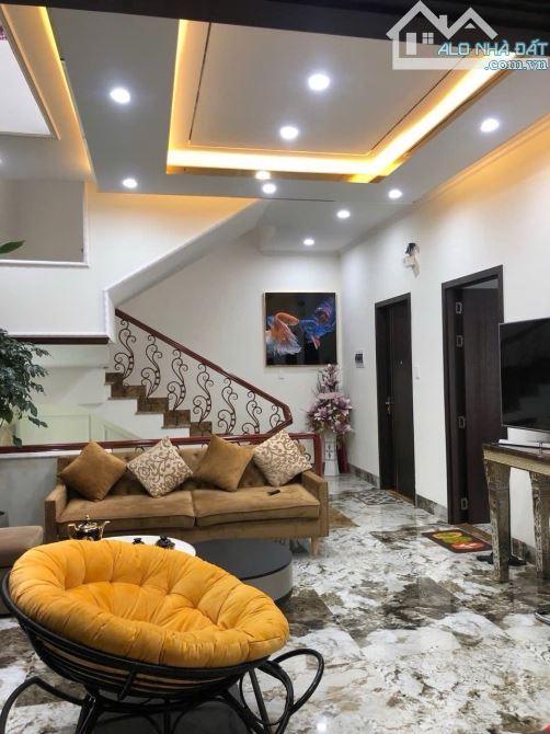 LÔ GÓC MẶT TIỀN CHÂU THỊ VĨNH TẾ - DÒNG TIỀN 170tr/th - DT 140m2 NGANG GẦN 15m CHỈ 35.5tỷ - 1