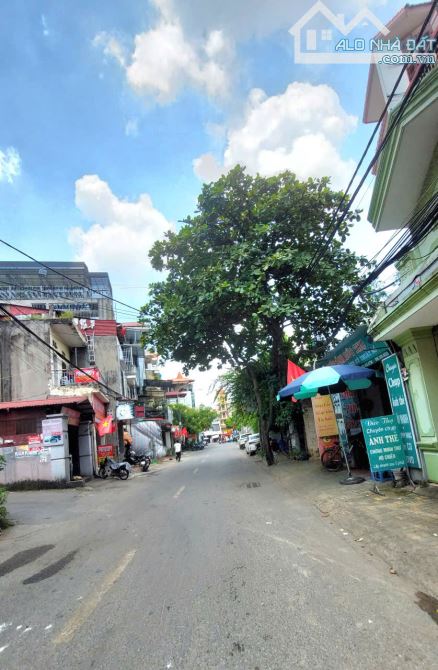 Nhà đẹp phố Hoa Lâm, 5 tầng, dân xây chắc chắn, ngõ nông, nội thất, giá r.ẻ bất ngờ - 1