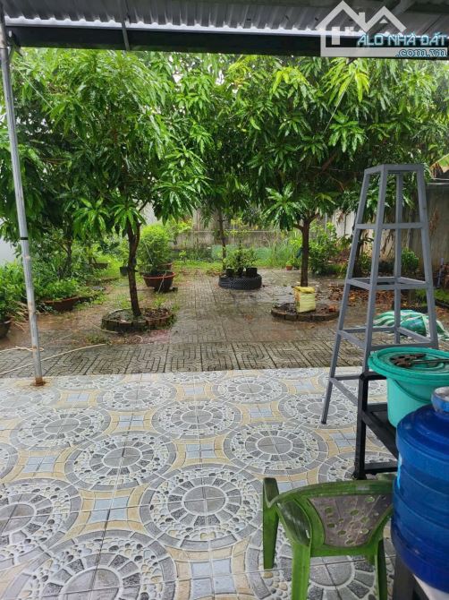 Nhà tiền trục thẳng khu dân cư đông đúc hẻm 68 - 1