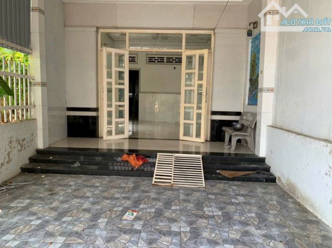 Bán gấp căn nhà cấp 4 ở 1/ Đ. Trần Thị Bốc, Hóc Môn 88m2 , sổ hồng riêng  giá 820tr - 1