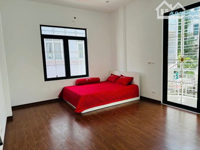 Bán nhà phố Đội Cấn 48m2, 4 tầng mặt tiền 6.6m lô góc sân vườn 13.3 tỷ hiếm Ba Đình - 1