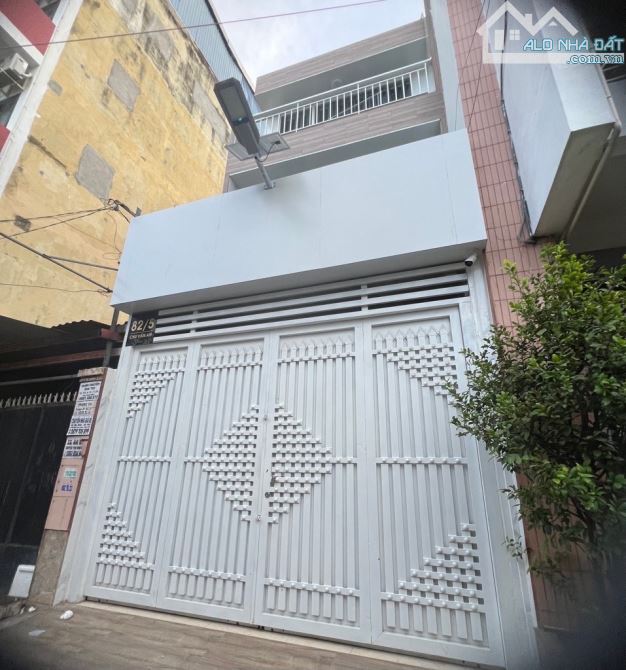 CHU VĂN AN PHƯỜNG 26 BT NGANG 4 NỞ HẬU DÀI 20 NHÀ 3 TẦNG  HÊM XE TẢI - 1