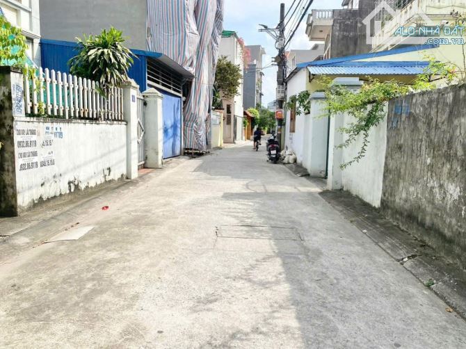 🌈 Bán lô 55m2 An Chân,Sở Dầu-Giá 2,1 tỷ  👉 Thông số: - Diện tích 55m2 ngang 5,5m - - 1