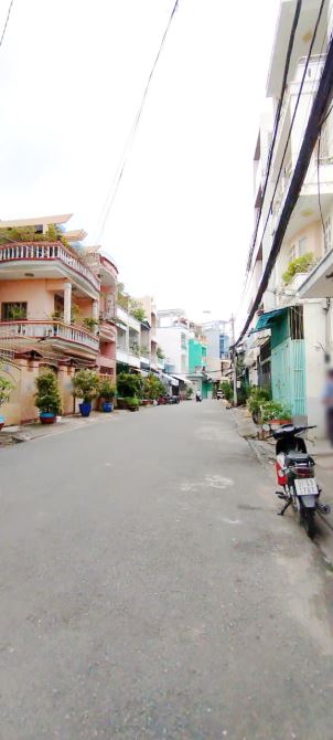 Bán nhà cấp 4 hẻm xe tải 181 Âu Dương Lân P2 Q8 - 1