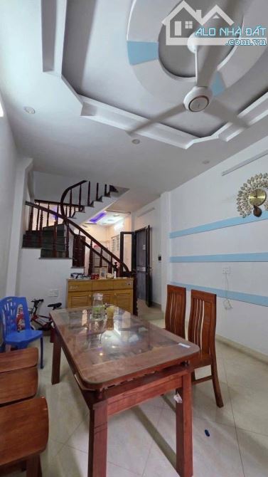 NHÀ DÂN XÂY KHUNG CỘT CỰC CHẮN CHẮN-LÔ GÓC 46mx5 Tầng-PHỐ TRƯỜNG CHINH- CHỈ NHỈNH 8tỷ