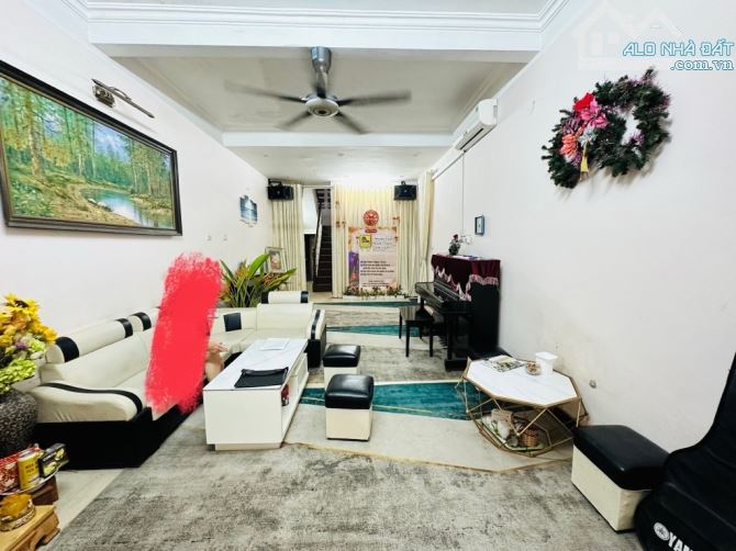 🏡 NGÕ 9 HUỲNH THÚC KHÁNG – 52M² – 4 TẦNG – MẶT TIỀN ĐẸP KHU PHÂN LÔ CÁN BỘ (222) 🏡 - 1