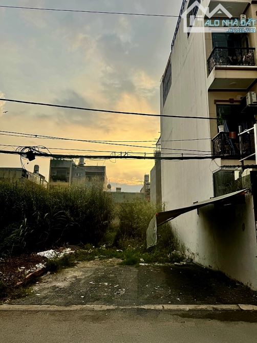 Lô đất đẹp cần bán 239m² thổ cư-Q12 Thạnh Xuân- Giá 10.2 tỷ. - 1