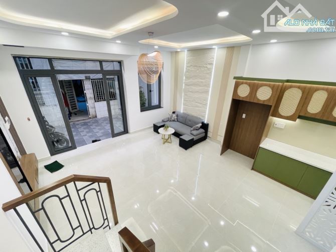 Nhà Gò Vấp khu phân lô 4 tầng 55m2 hẻm rộng không quy hoạch đường Nguyễn Tư Giãn Phường 12 - 1