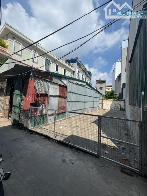 Đất rộng Nguyễn Lam 89, MT rộng, 10m ra phố, ô tô vào đất, ngõ thông KD, giá tốt 16.9 tỷ. - 1