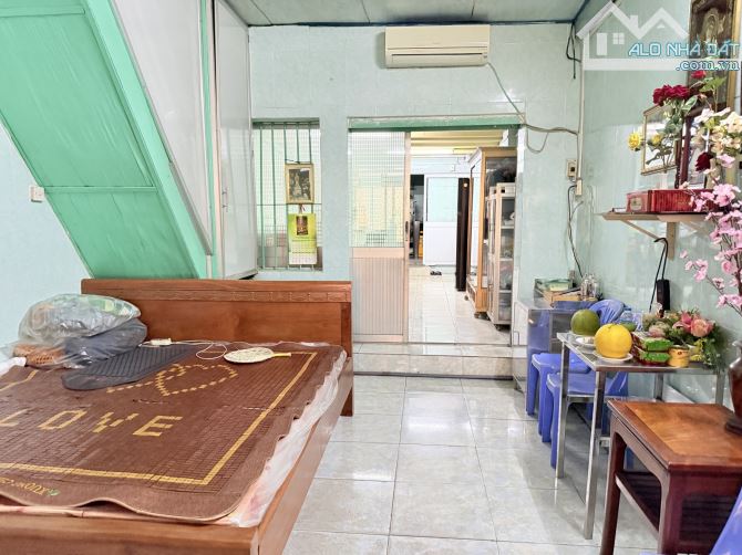 Võ Trường Toản bình Thạnh 260m2 2 tầng giá chỉ 32 tỷ - 1