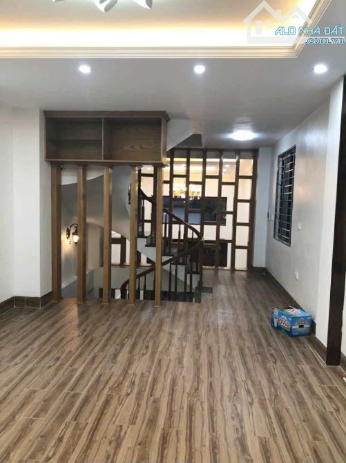 Bán nhà Thanh Am Đậng Vũ Hỷ, Long Biên 65m, 5 tầng, mặt tiền 4m, giá 12.3 tỷ. - 1
