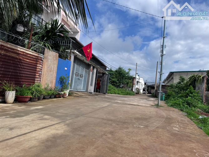 bán 2 lô liền kề mặt tiền trịnh tố tâm - 3.1 tỷ/lô - 1