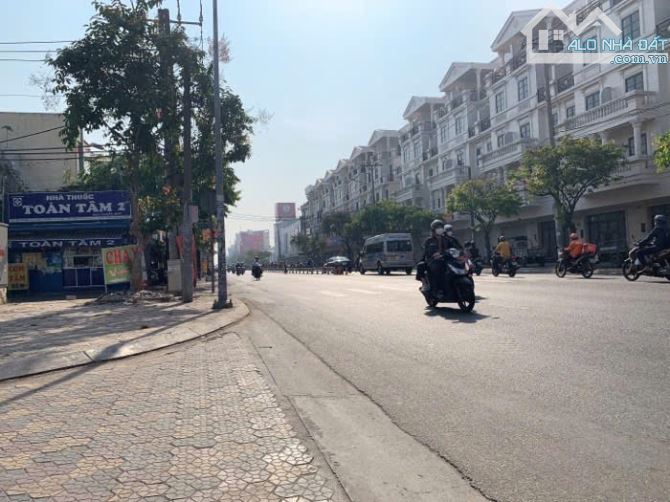 Bán CHDV 2 tầng 16 phòng hẻm 350 Nguyễn Văn Lượng 150m2 giái 16.9 ty. - 1