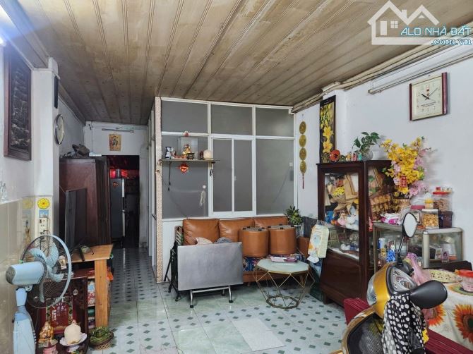 BÁN GẤP NHÀ GẦN CHỢ HÒA HƯNG - HẺM 6M -CMT8 GẦN MT Q3 - VỊ TRÍ ĐẮC ĐỊA -47M2 (3.6X14M) - 1