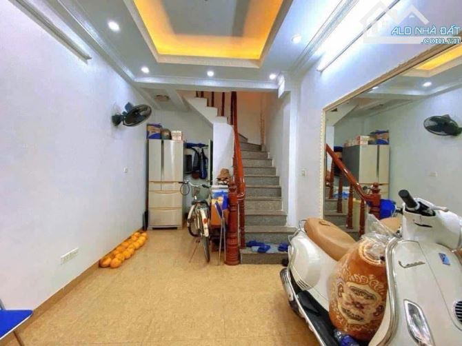 Ngọc Hà, view Lăng Bác - Nhỏ xinh chắc chắn - 15m ra phố - 20m*6 tầng - Nhỉnh 5 tỷ - 1