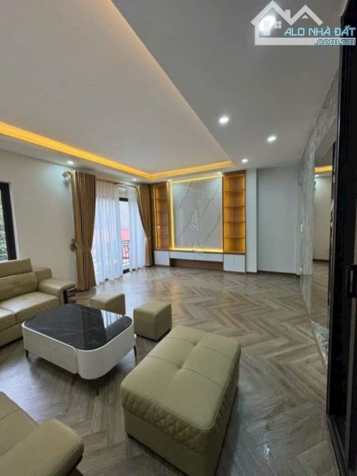Bán Nhà 60 Phố Ái Mộ, Hồng Tiến, Bồ Đề, 43m2, 6 Tầng, Thang Máy, Phân Lô, Ô Tô, Full Đồ - 1